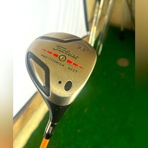 Titleist 905T Pro Titanium Golf Club - Silver and Black